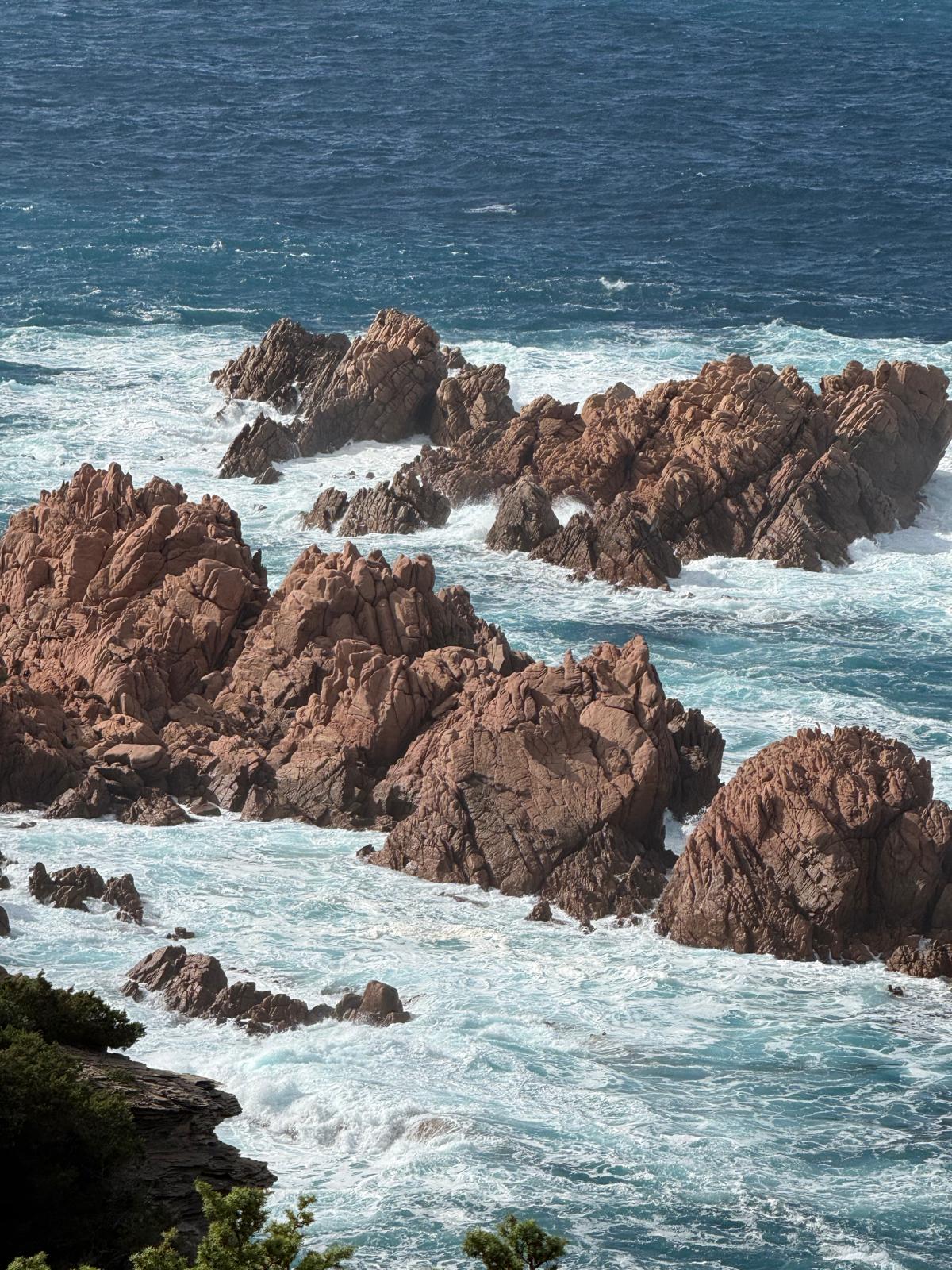 Skaliste wybrzeże Costa Paradiso